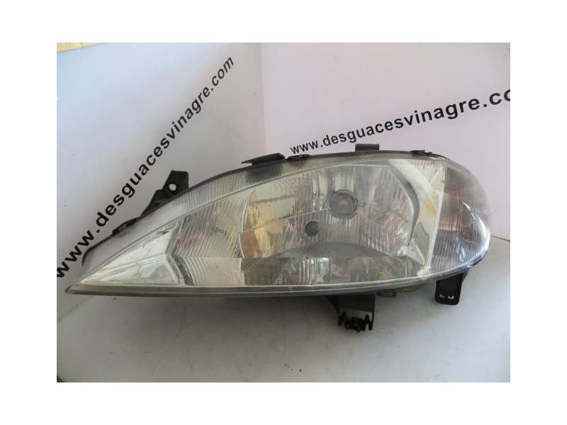 Recambio de faro izquierdo para renault megane i (ba0/1_) 1.9 dti (ba1u) referencia OEM IAM PLASTICO  
