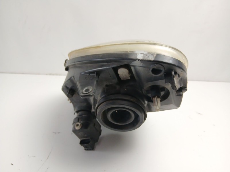 Recambio de faro derecho para renault kangoo express (fc0/1_) 1.5 dci (fc07, fc1r) referencia OEM IAM 8200150617  