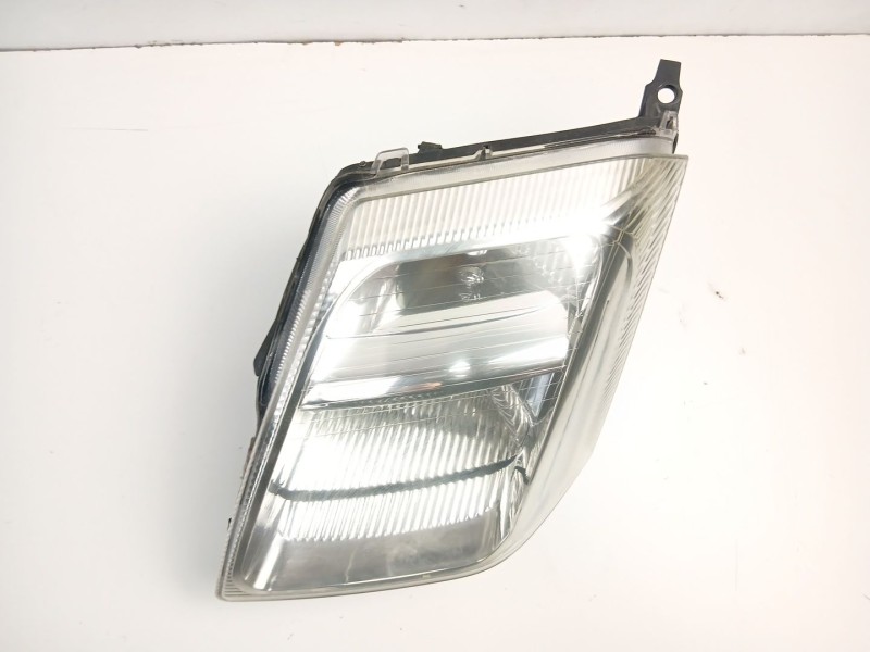 Recambio de faro izquierdo para citroën c2 (jm_) 1.4 hdi referencia OEM IAM 620870  