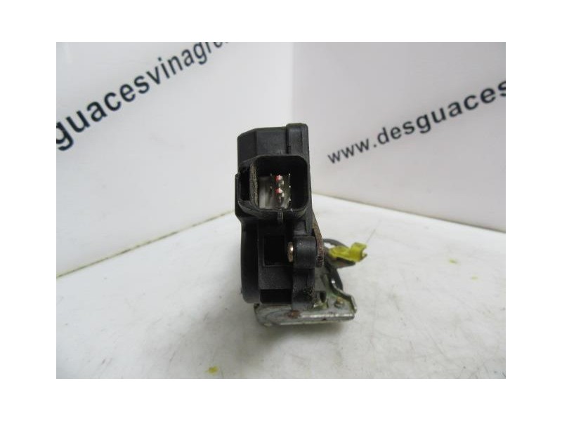 Recambio de cerradura pta. tras. izq. : hyundai trajet : 2.0 g [2002] para hyundai trajet 2.0 g referencia OEM IAM   