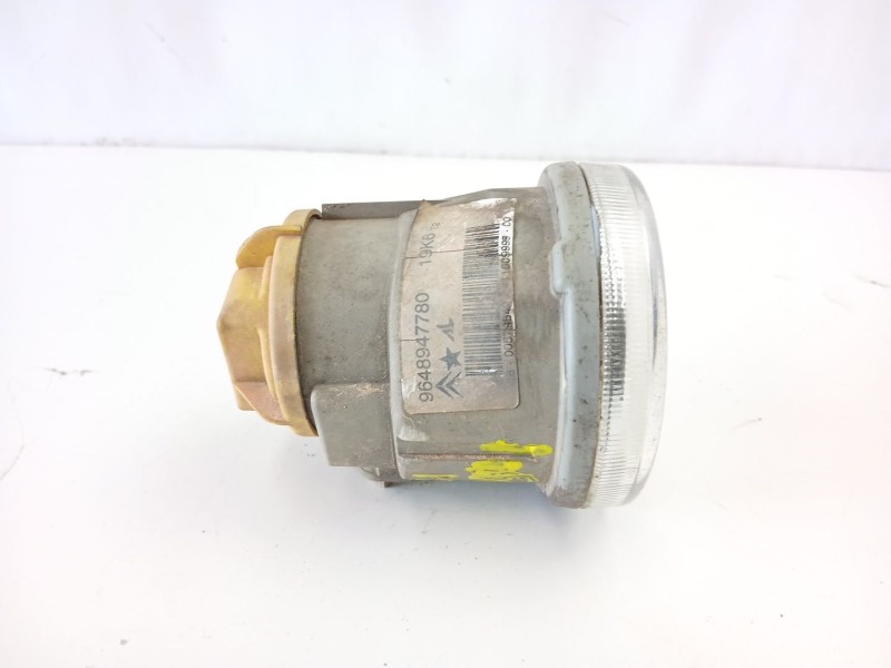 Recambio de antiniebla derecho para citroën c2 (jm_) 1.4 hdi referencia OEM IAM 9648947780  