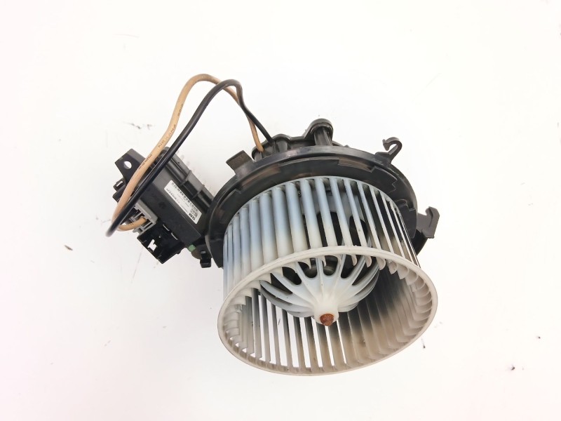 Recambio de motor calefaccion para opel astra j (p10) 1.7 cdti (68) referencia OEM IAM 13276230 U7253002 