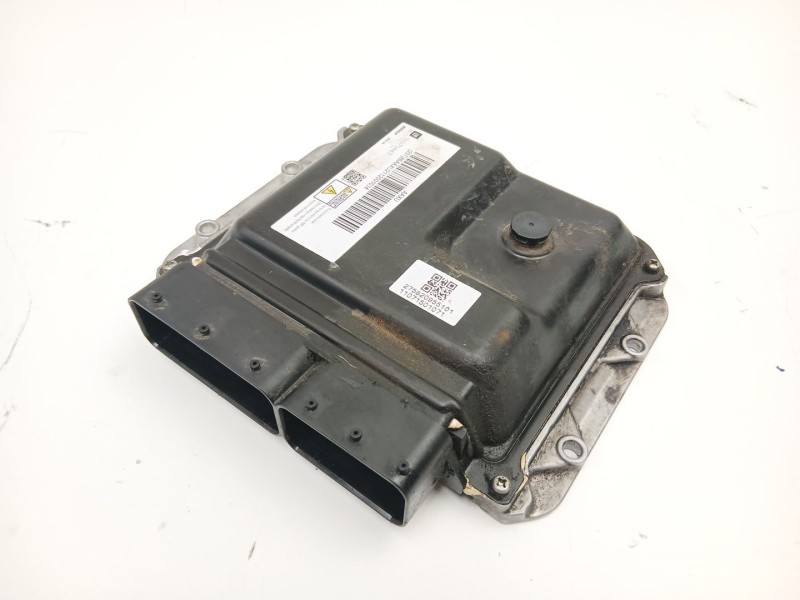 Recambio de centralita para opel astra j (p10) 1.7 cdti (68) referencia OEM IAM 55579443 MB2757001190 