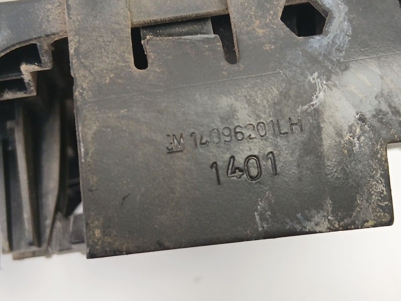 Recambio de manilla trasera izquierda para opel astra j (p10) 1.7 cdti (68) referencia OEM IAM 14096201  