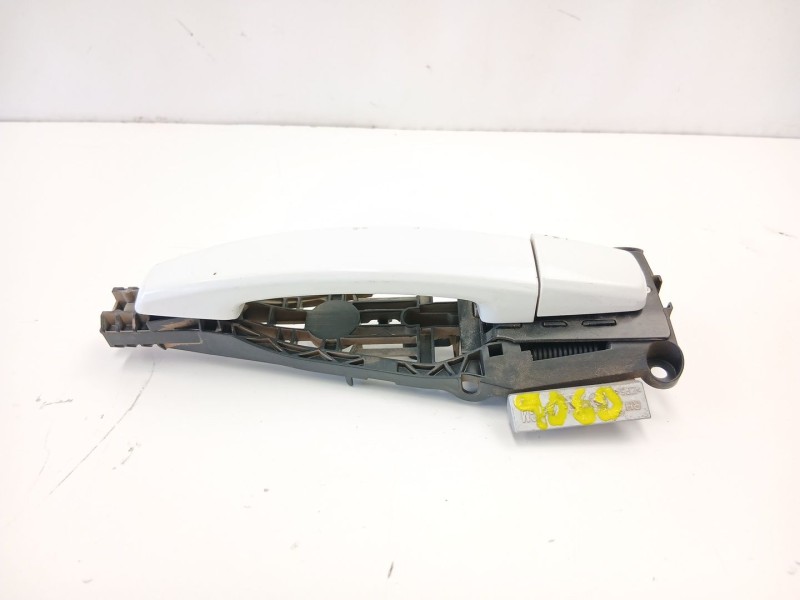 Recambio de manilla trasera derecha para opel astra j (p10) 1.7 cdti (68) referencia OEM IAM 14096401  