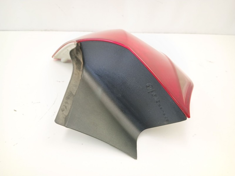 Recambio de piloto trasero derecho para opel astra j (p10) 1.7 cdti (68) referencia OEM IAM 13306454  