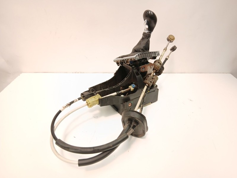 Recambio de palanca cambio manual para opel astra j (p10) 1.7 cdti (68) referencia OEM IAM 55563829  