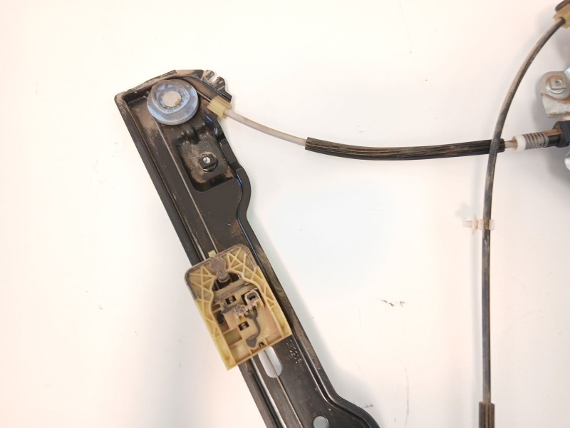 Recambio de elevalunas delantero derecho para opel astra j (p10) 1.7 cdti (68) referencia OEM IAM 915368104  