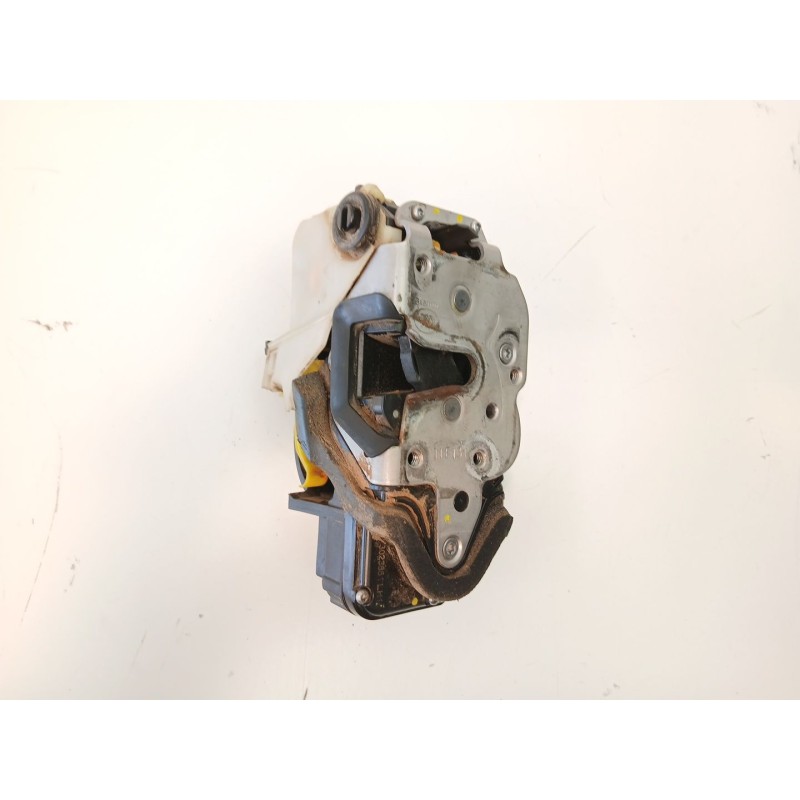 Recambio de cerradura puerta trasera izquierda para opel astra j (p10) 1.7 cdti (68) referencia OEM IAM 3023881  