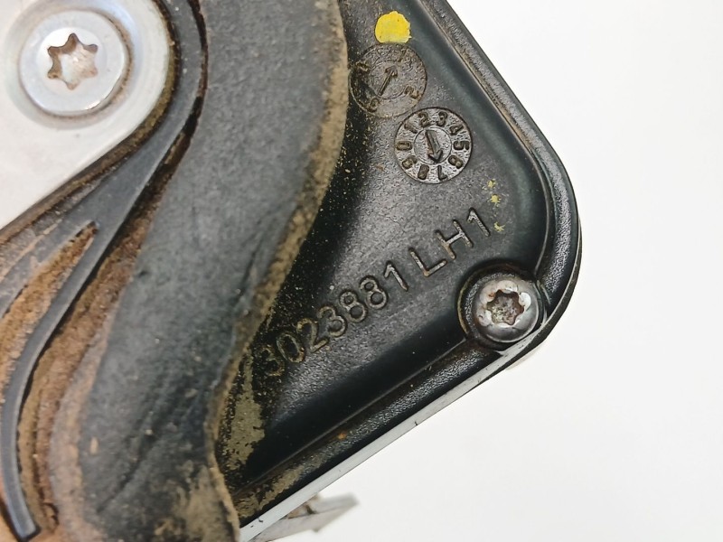 Recambio de cerradura puerta trasera izquierda para opel astra j (p10) 1.7 cdti (68) referencia OEM IAM 3023881  