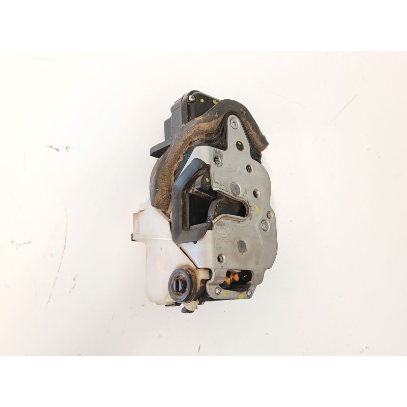 Recambio de cerradura puerta trasera derecha para opel astra j (p10) 1.7 cdti (68) referencia OEM IAM 3023880  