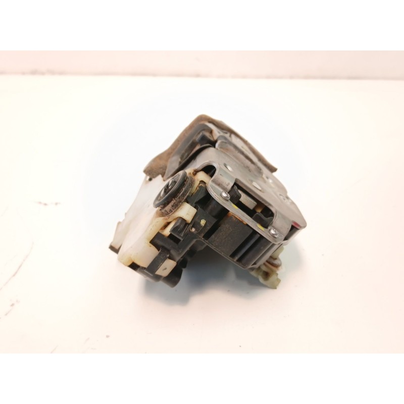 Recambio de cerradura puerta trasera derecha para opel astra j (p10) 1.7 cdti (68) referencia OEM IAM 3023880  
