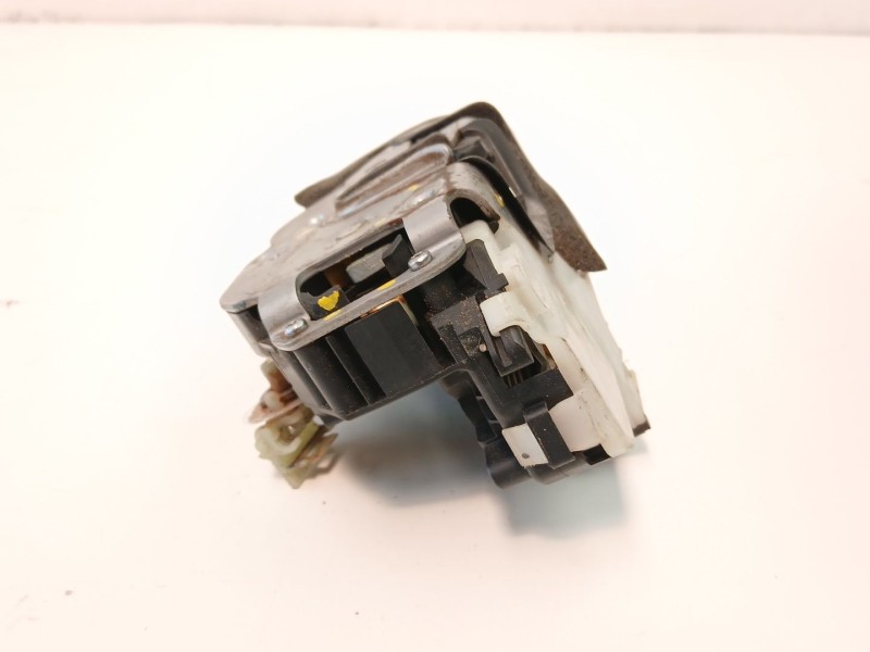 Recambio de cerradura puerta delantera izquierda para opel astra j (p10) 1.7 cdti (68) referencia OEM IAM 3023881  