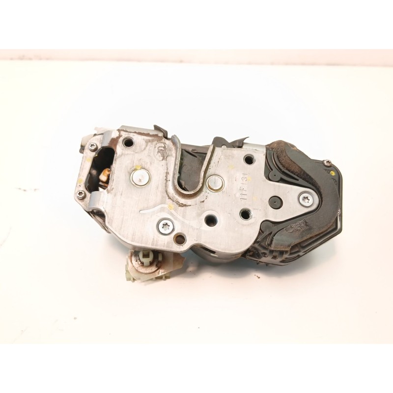 Recambio de cerradura puerta delantera derecha para opel astra j (p10) 1.7 cdti (68) referencia OEM IAM 3023880  