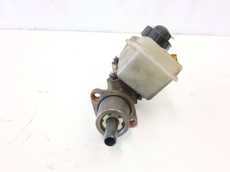 Recambio de bomba de freno para fiat punto (176_) 75 1.2 referencia OEM IAM 71738446  