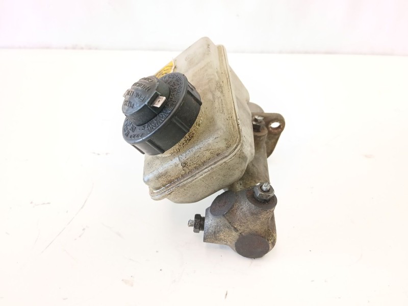 Recambio de bomba de freno para fiat punto (176_) 75 1.2 referencia OEM IAM 71738446  