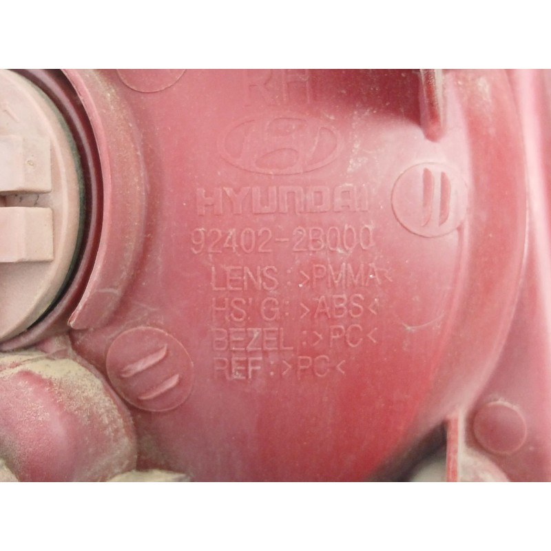 Recambio de piloto trasero derecho para hyundai santa fé ii (cm) 2.2 crdi 4x4 referencia OEM IAM 924022B000  
