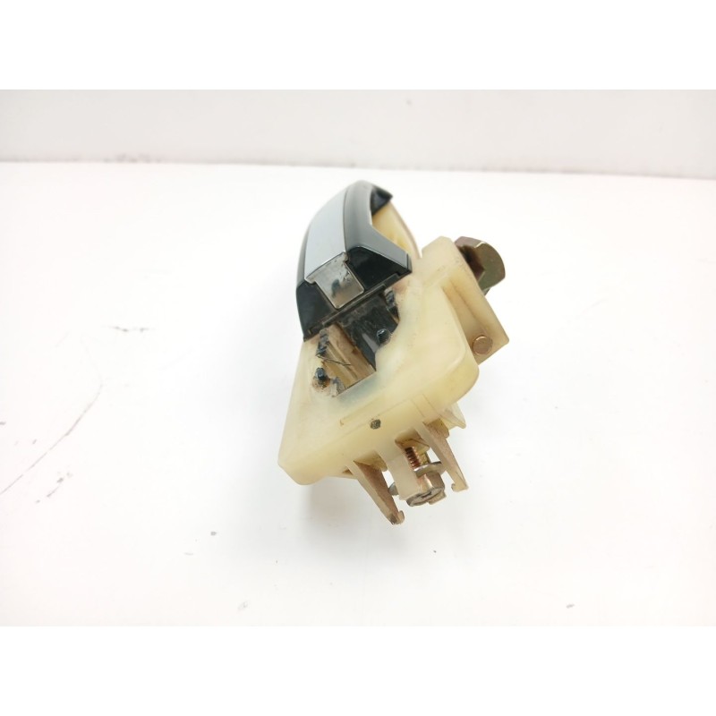 Recambio de manilla delantera izquierda para hyundai santa fé ii (cm) 2.2 crdi 4x4 referencia OEM IAM 826552B000  