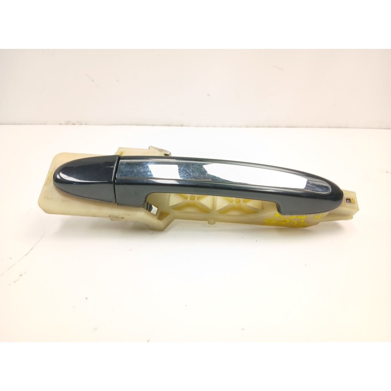 Recambio de manilla delantera derecha para hyundai santa fé ii (cm) 2.2 crdi 4x4 referencia OEM IAM 826652B000  