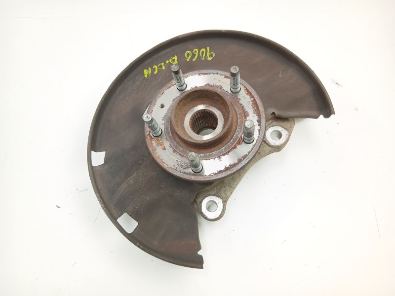 Recambio de mangueta delantera derecha para opel astra j (p10) 1.7 cdti (68) referencia OEM IAM 13319483  