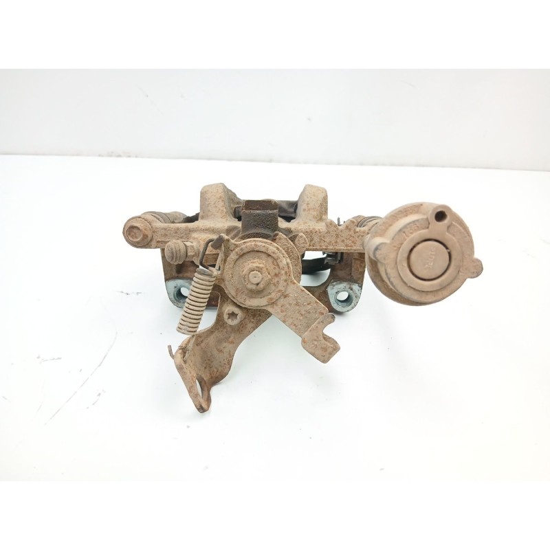 Recambio de pinza freno trasera derecha para opel astra j (p10) 1.7 cdti (68) referencia OEM IAM 13300862  