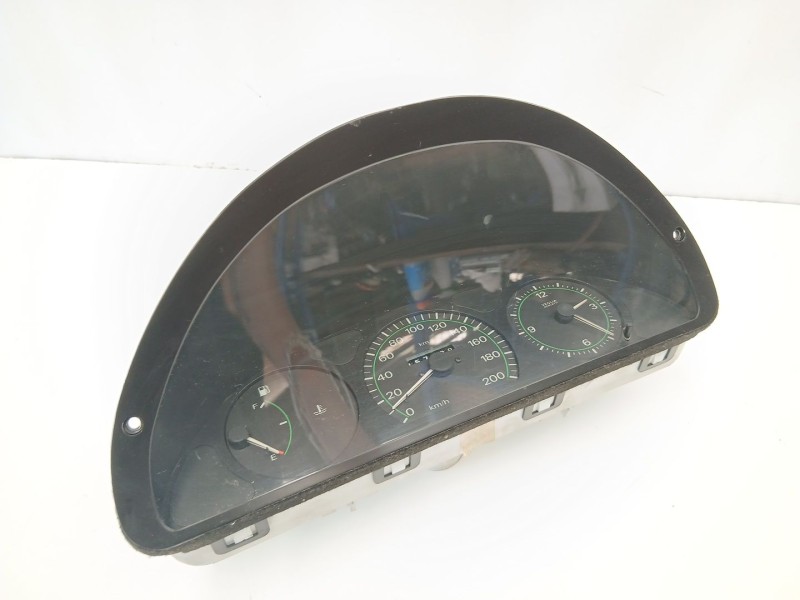 Recambio de cuadro instrumentos para fiat punto (176_) 75 1.2 referencia OEM IAM 9947208 6060000160A 606000017