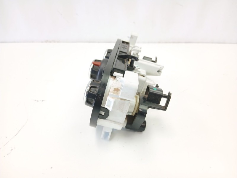 Recambio de mandos calefaccion aire para dacia sandero ii (b8_) 1.5 dci referencia OEM IAM 275108691R  