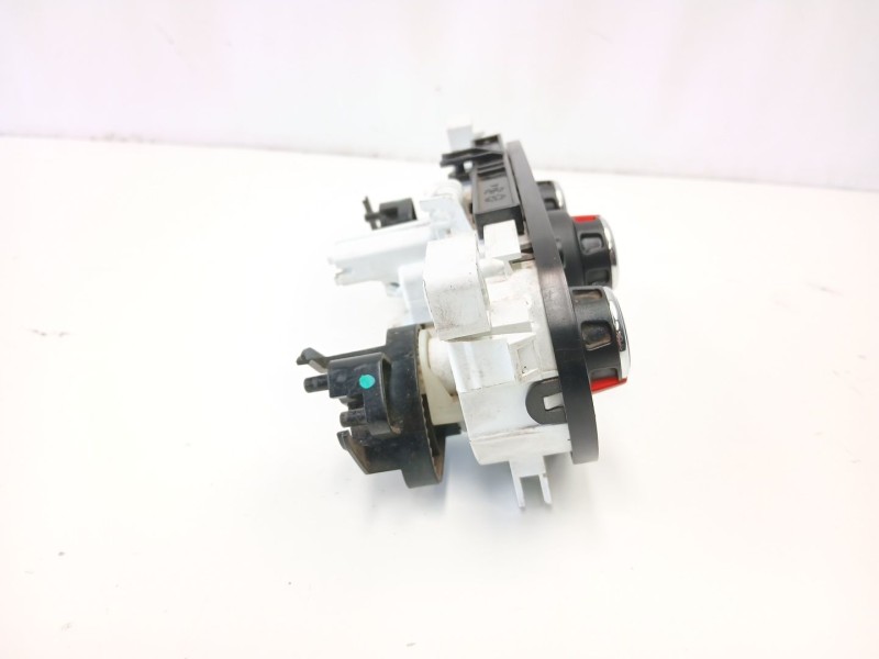 Recambio de mandos calefaccion aire para dacia sandero ii (b8_) 1.5 dci referencia OEM IAM 275108691R  