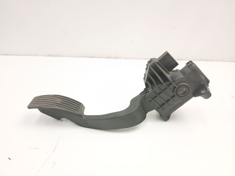 Recambio de potenciometro aceleracion para fiat grande punto van (199_) 1.3 jtd multijet (199cxd1b) referencia OEM IAM 55702020 