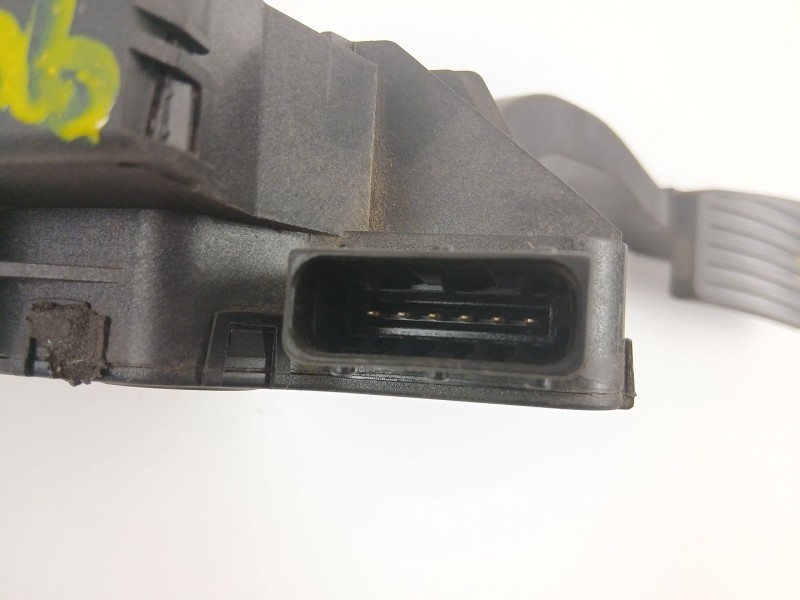 Recambio de potenciometro aceleracion para fiat grande punto van (199_) 1.3 jtd multijet (199cxd1b) referencia OEM IAM 55702020 
