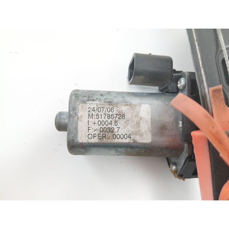 Recambio de elevalunas delantero derecho para fiat grande punto van (199_) 1.3 jtd multijet (199cxd1b) referencia OEM IAM 517867