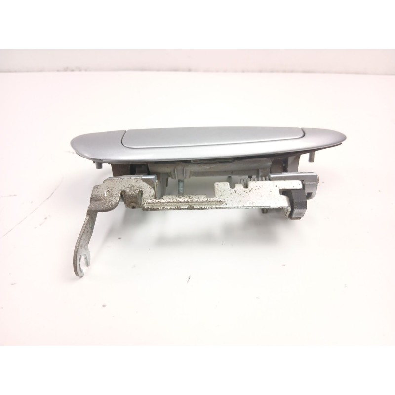 Recambio de manilla delantera izquierda para fiat grande punto van (199_) 1.3 jtd multijet (199cxd1b) referencia OEM IAM 7354714