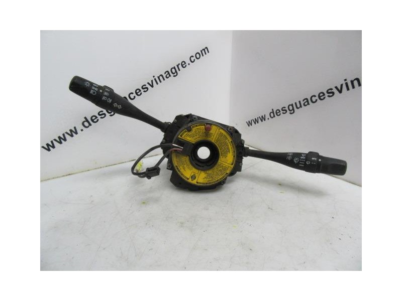 Recambio de mando luces y limpias : nissan almera : 2.0 td [1998] para nissan almera 2.0 td referencia OEM IAM   