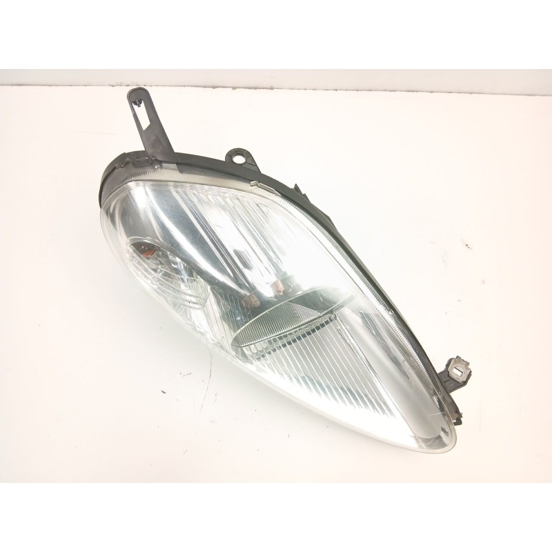 Recambio de faro derecho para fiat grande punto van (199_) 1.3 jtd multijet (199cxd1b) referencia OEM IAM 51701594  
