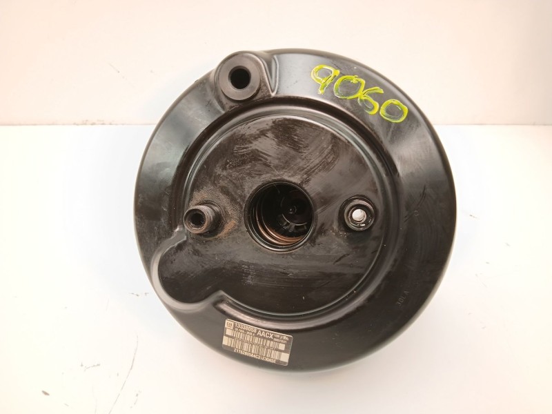 Recambio de servofreno para opel astra j (p10) 1.7 cdti (68) referencia OEM IAM 13338058  