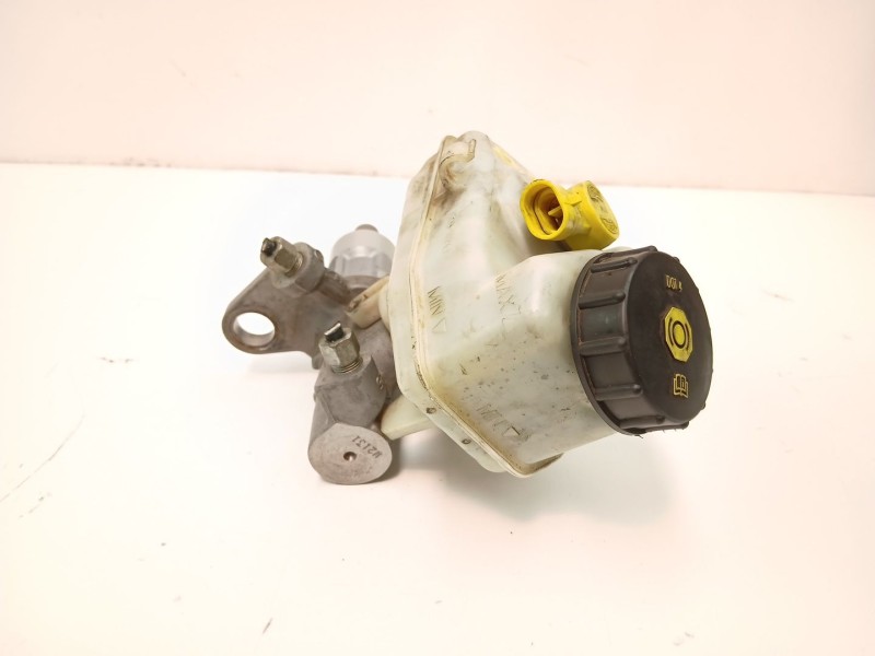 Recambio de bomba de freno para opel astra j (p10) 1.7 cdti (68) referencia OEM IAM 13286445  