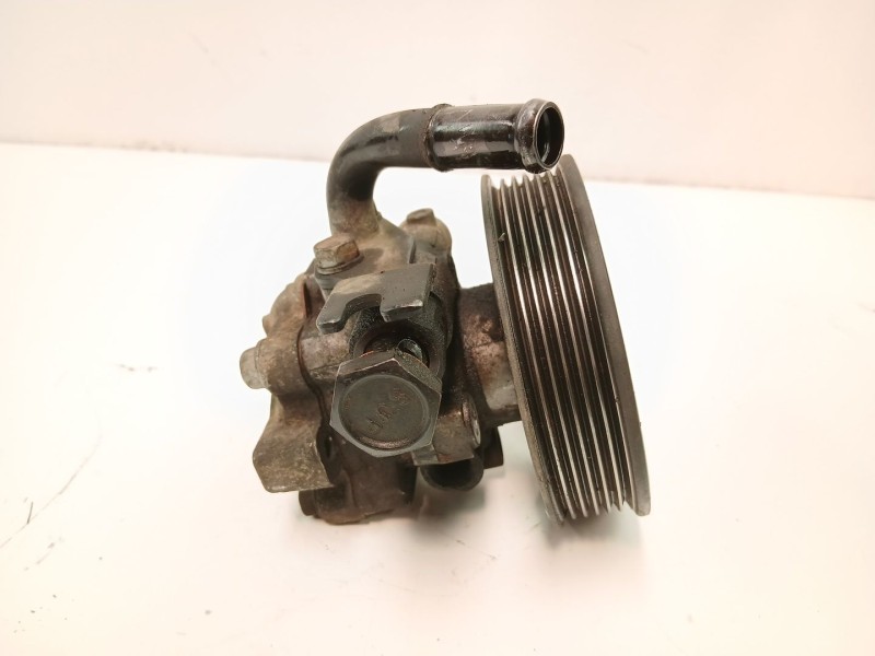 Recambio de bomba direccion para hyundai santa fé ii (cm) 2.2 crdi 4x4 referencia OEM IAM 571002B000  