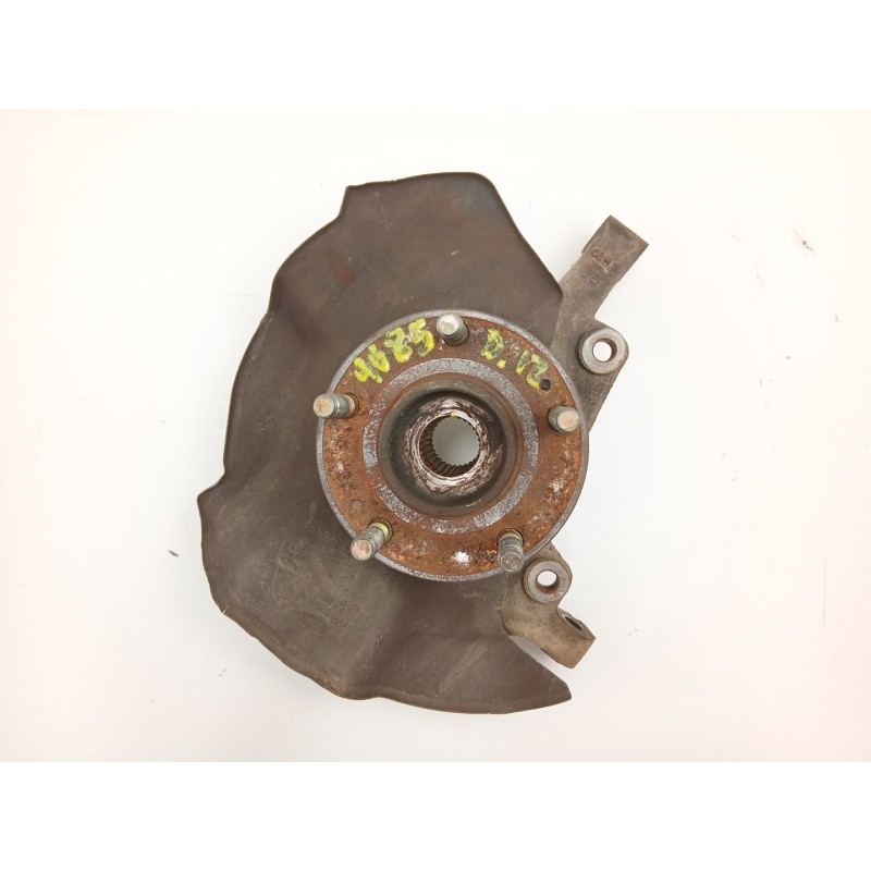 Recambio de mangueta delantera izquierda para hyundai santa fé ii (cm) 2.2 crdi 4x4 referencia OEM IAM 517152B050  