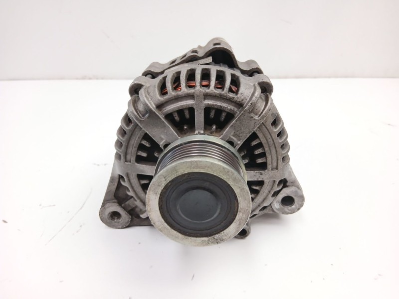 Recambio de alternador para hyundai santa fé ii (cm) 2.2 crdi 4x4 referencia OEM IAM 3730027013 CAL321110S 