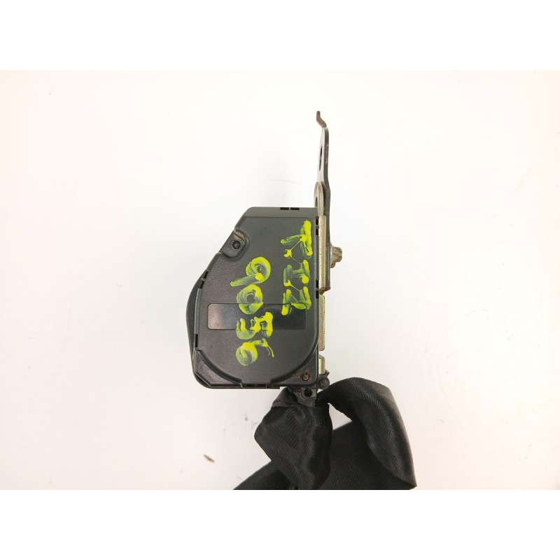 Recambio de cinturon seguridad trasero izquierdo para nissan terrano ii (r20) 2.7 tdi 4wd referencia OEM IAM 888450X000  