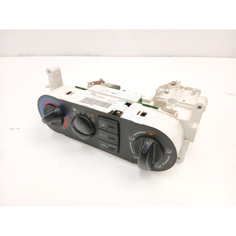 Recambio de mandos calefaccion aire para nissan terrano ii (r20) 2.7 tdi 4wd referencia OEM IAM 275000X000 EG08136701 