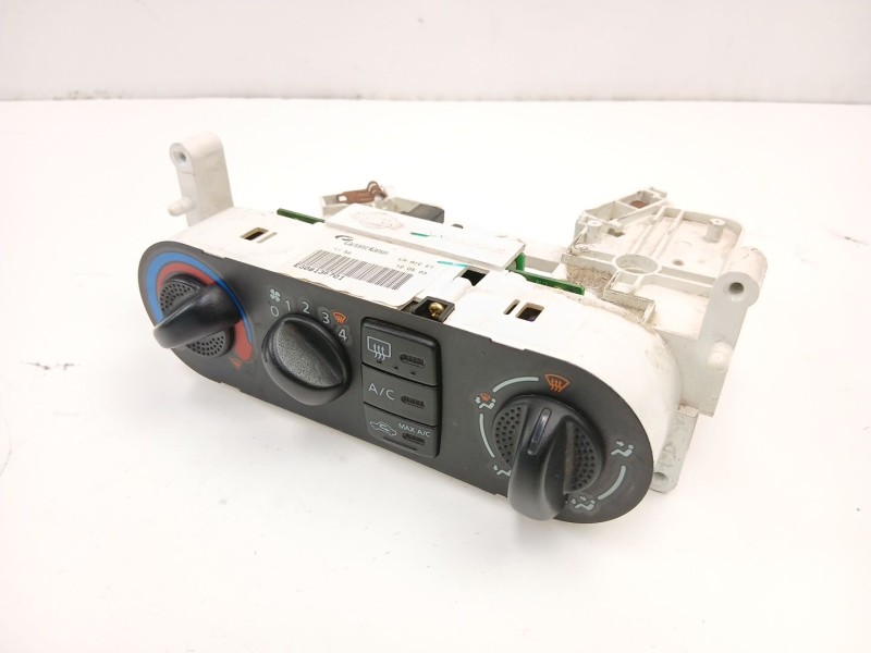 Recambio de mandos calefaccion aire para nissan terrano ii (r20) 2.7 tdi 4wd referencia OEM IAM 275000X000 EG08136701 