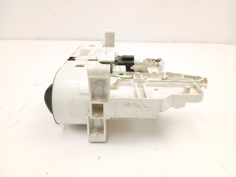 Recambio de mandos calefaccion aire para nissan terrano ii (r20) 2.7 tdi 4wd referencia OEM IAM 275000X000 EG08136701 