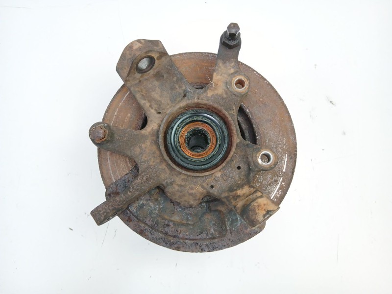 Recambio de mangueta delantera izquierda para nissan terrano ii (r20) 2.7 tdi 4wd referencia OEM IAM 400157F001  