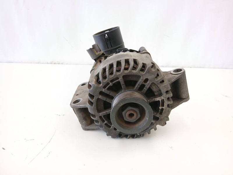 Recambio de alternador para ford mondeo iii sedán (b4y) 2.0 tdci referencia OEM IAM 1S7TBG  