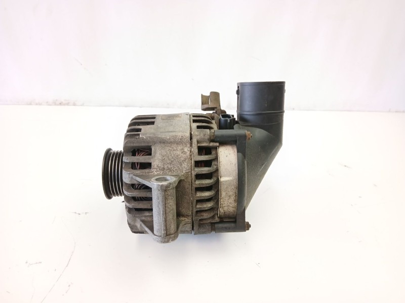 Recambio de alternador para ford mondeo iii sedán (b4y) 2.0 tdci referencia OEM IAM 1S7TBG  