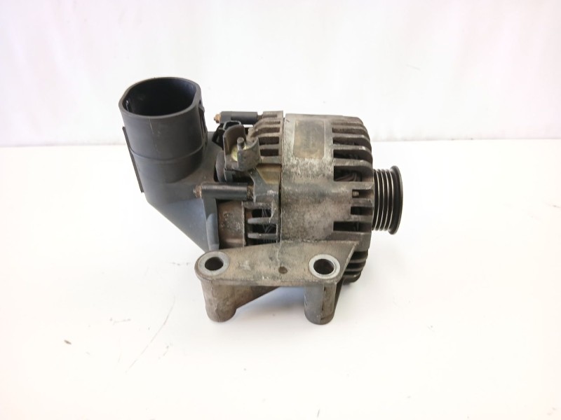 Recambio de alternador para ford mondeo iii sedán (b4y) 2.0 tdci referencia OEM IAM 1S7TBG  