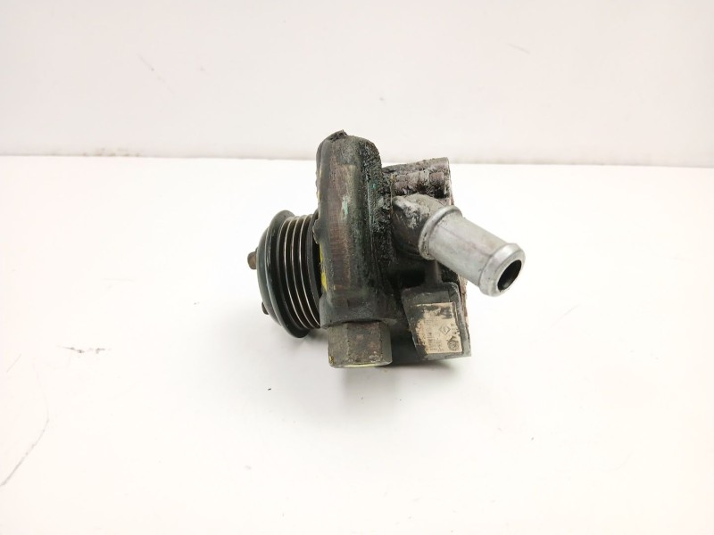Recambio de bomba direccion para ford mondeo iii sedán (b4y) 2.0 tdci referencia OEM IAM XS713A374BF  
