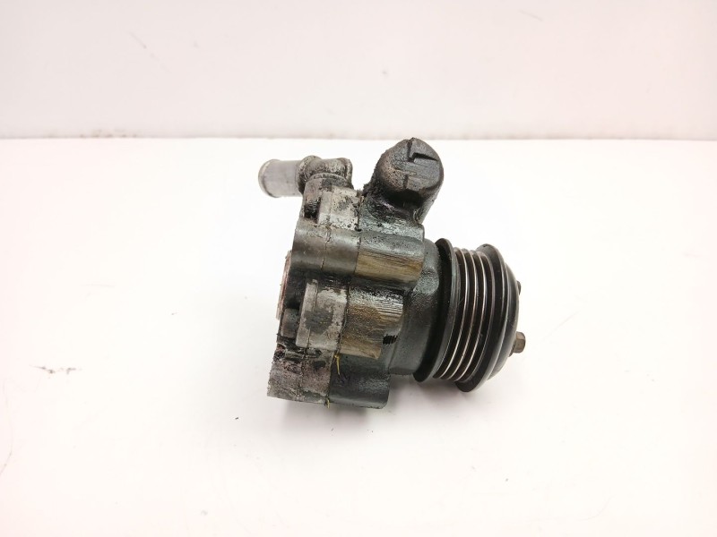 Recambio de bomba direccion para ford mondeo iii sedán (b4y) 2.0 tdci referencia OEM IAM XS713A374BF  