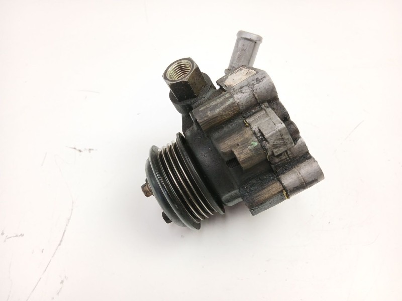 Recambio de bomba direccion para ford mondeo iii sedán (b4y) 2.0 tdci referencia OEM IAM XS713A374BF  